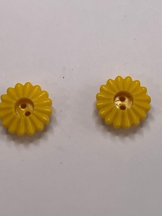 Vintage Children/Baby 2 Round Plastic Buttons, Two Holes, Yellow, 1.8 cm, New/Old Stock 