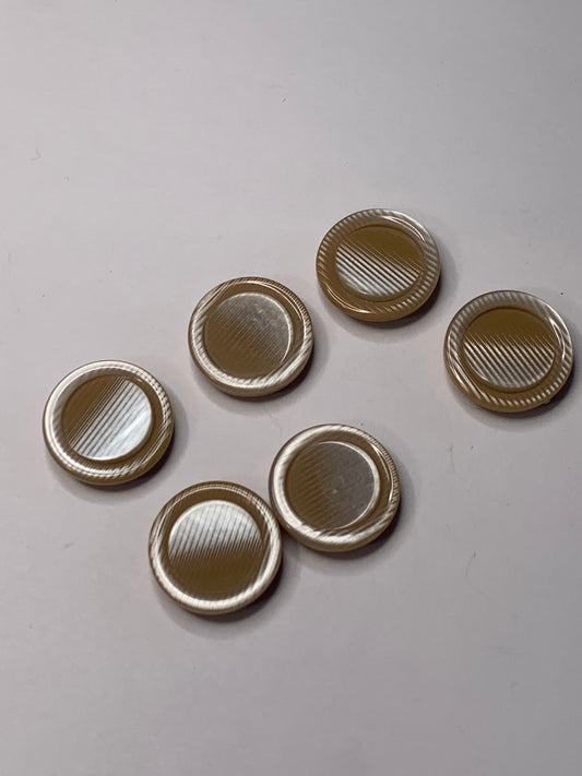 Vintage 6 Round Plastic Buttons, Shank, Brown, 1.8 cm, New/Old Stock