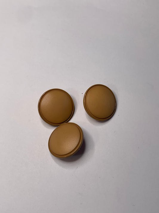 Vintage 3 Round Plastic Buttons, Shank, Brown, 1.8 cm, New/Old Stock