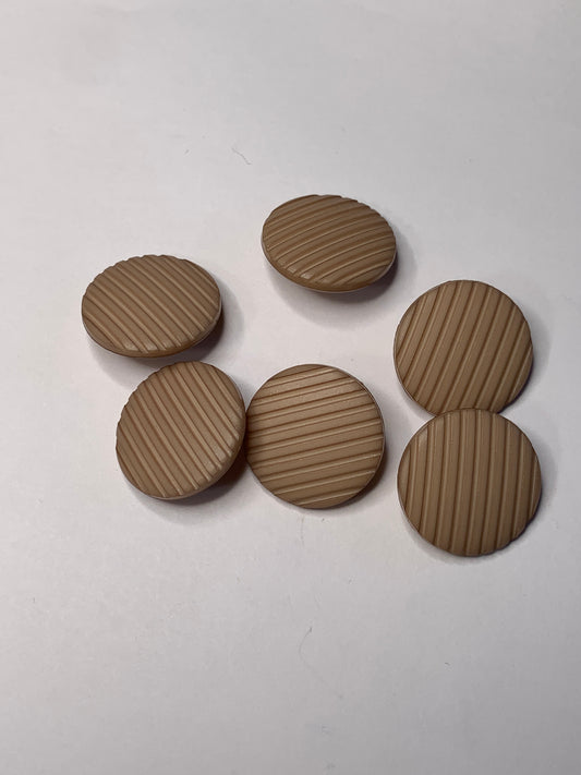Vintage 6 Round Plastic Buttons, Shank, Brown, 2.0 cm, New/Old Stock