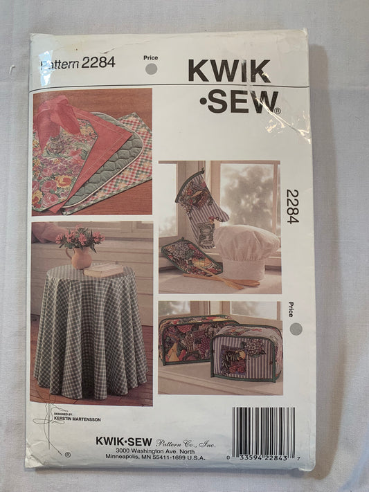 Kwik Sewing Pattern 2284 Crafts, Chef's Hat, Oven Mitt, Pot Holdetr, Napkin, Placemats, Toaster Cover, Round Tablecloth, Uncut, Vintage 1993