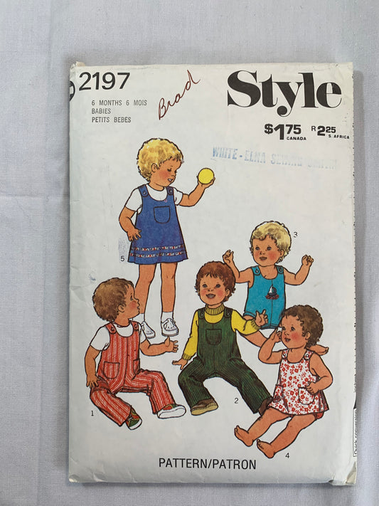 Style Sewing Pattern 2197 Infant/Babies Romper Two Lengths, Dress, Button Back, Pockets, Elastic Waist, Size 6-18 Mths, Cut, Vintage 1978