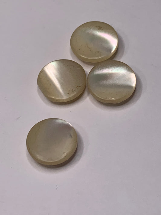 Vintage 4 Round Plastic Buttons, Shank, Off White, Beige, 1.5 cm, New/Old Stock