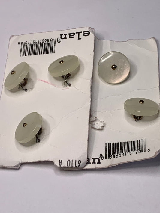 Vintage 5 Round Plastic Buttons, Shank, Off White, Beige, 1.5 cm, New/Old Stock