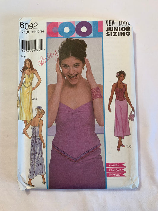 Simplicity New Look Sewing Pattern 6092 Misses'/Juniors' Bustier, Skirt, Tie Back, Zipper Back, Shoulder Straps, Size 3-14, Uncut, 2001
