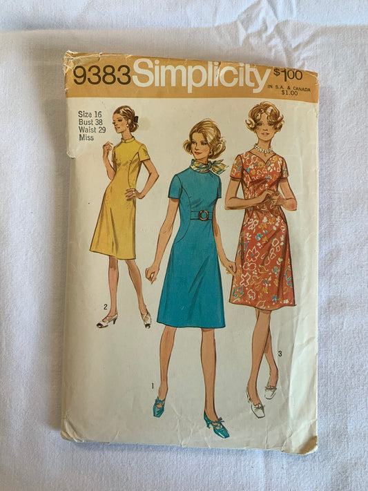 Simplicity Sewing Pattern 9383 Misses' Dresses, Short Sleeves, 3 Variations, Half Sizes, Zipper Back, Size 16, Cut, Vintage 1971