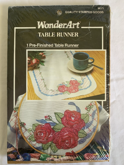 Wonder Art Table Runner Rose Lattice, Cross Stitch Kit, Embroidery, Complete Instructions, Stamped, Craft Kit