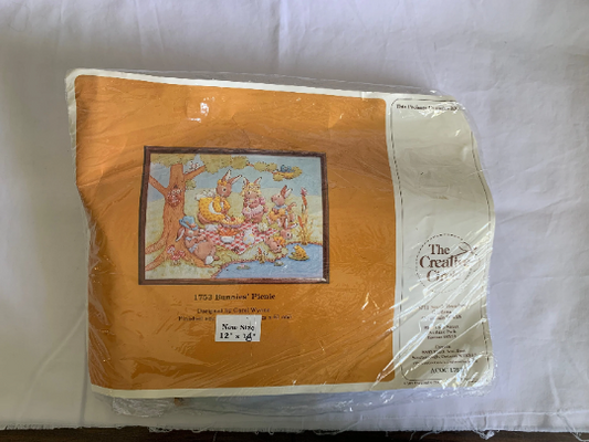 Vintage The Creative Circle # 1753 Bunnies Picnic, Carol Wynne, Sewing, Collectibles, Stitch & Stuff, Crafts, Easter Gift