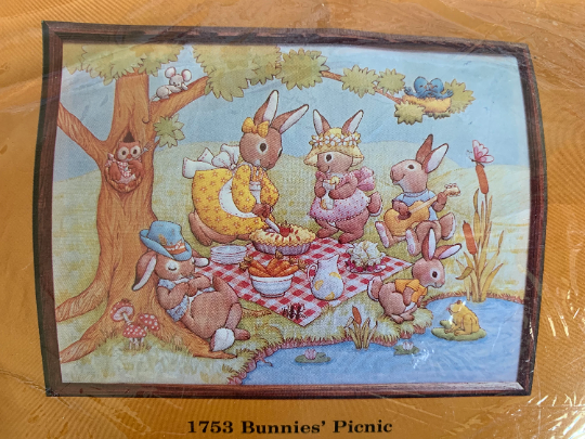 Vintage The Creative Circle # 1753 Bunnies Picnic, Carol Wynne, Sewing, Collectibles, Stitch & Stuff, Crafts, Easter Gift