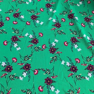 Vintage Green Flower Design, Polyester Floral Print, 168 x 60 Inches, New/Old Stock 