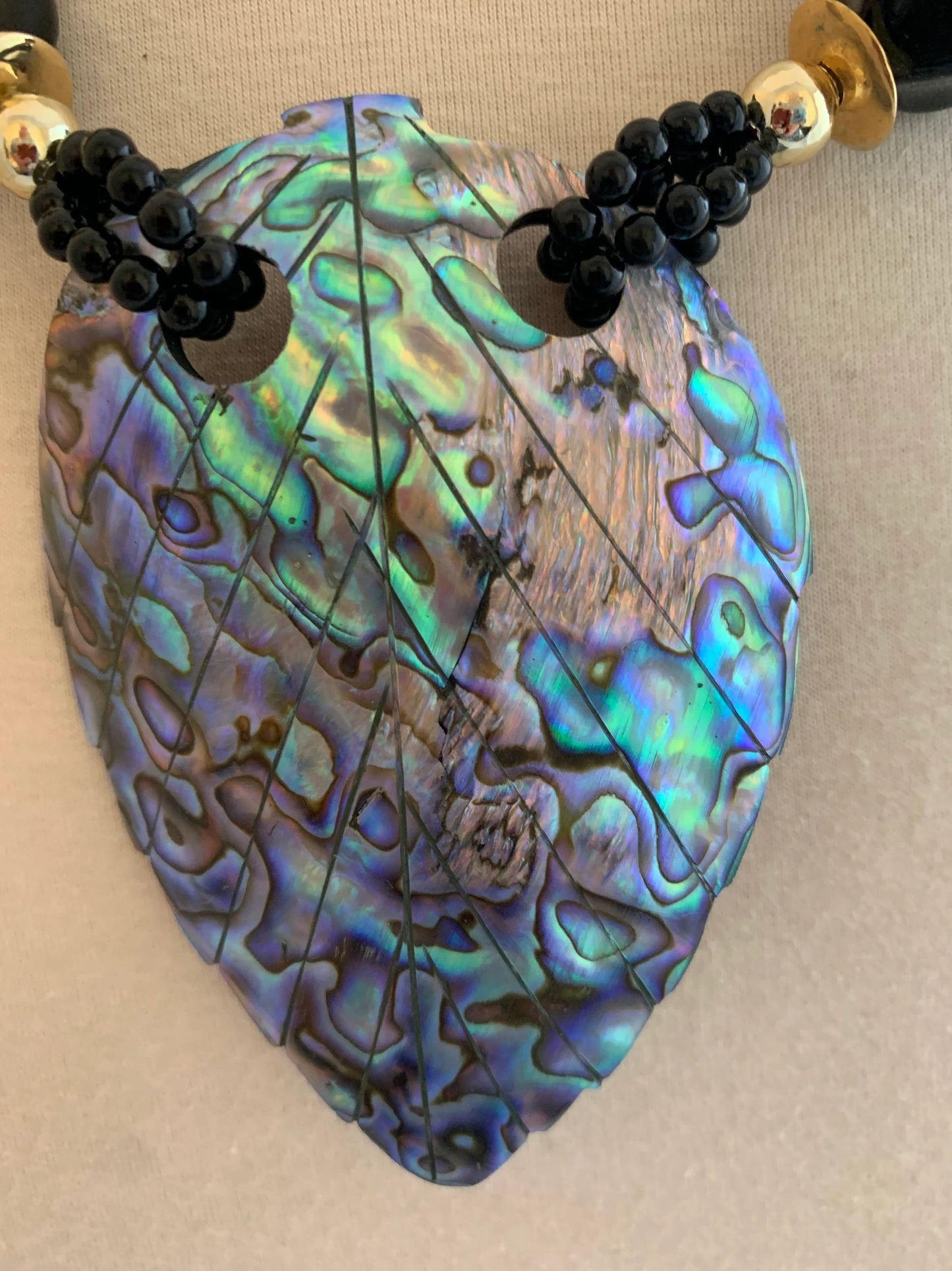 Vintage Huge Abalone Heart Pendant Necklace, Mother of Pearl Seashell, Black and Gold Tone Beads, Screw Clasp, Costume Jewelry, Hippie, 1980