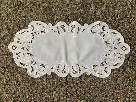 Vintage Machine Sewn Dresser Scarf, Table Covers, Finished Edges, Delicate, Home Decor, 100% Cotton, Flower Pattern
