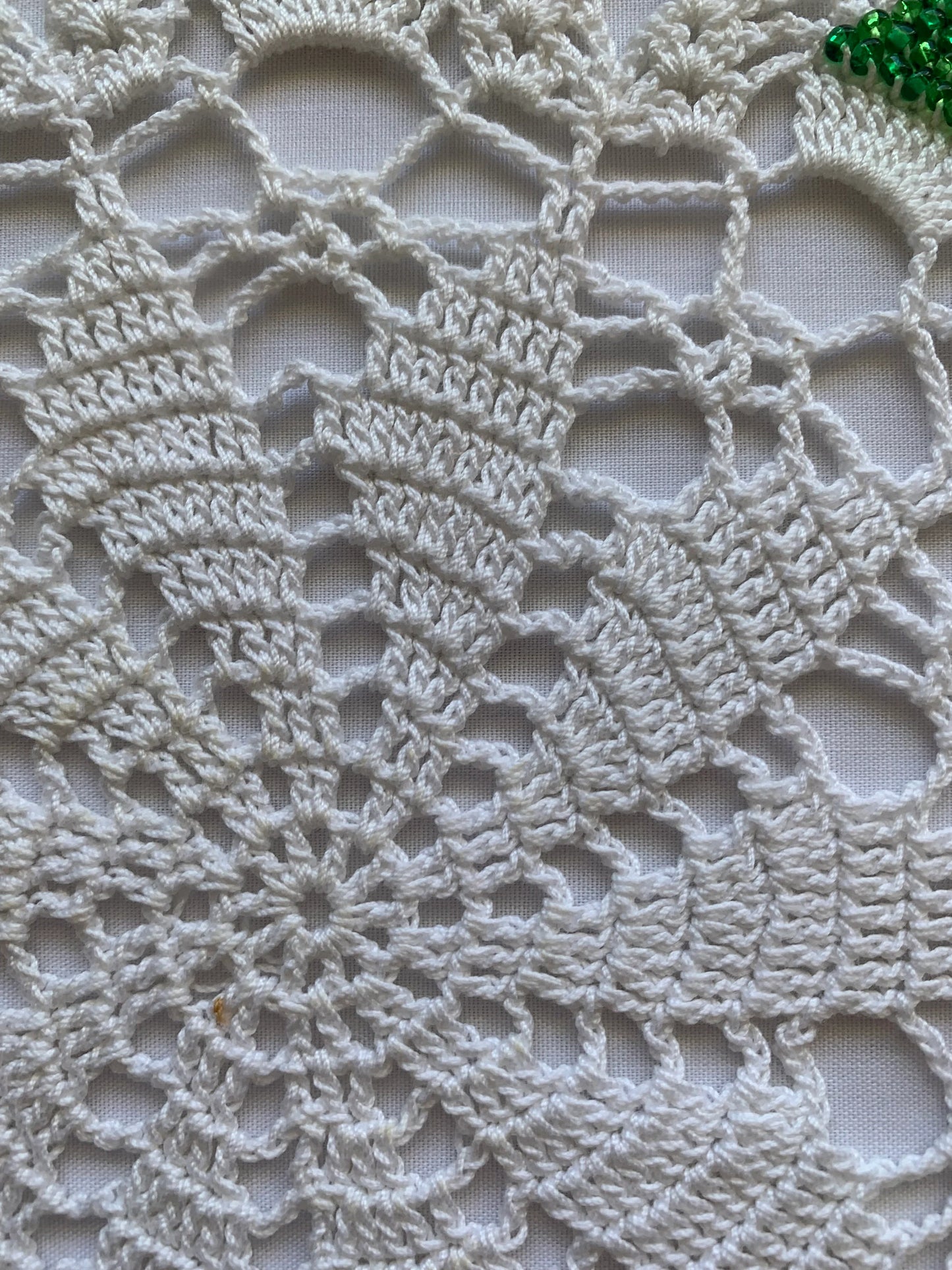 Vintage Hand Made Crocheted Doily, China Cabinet, Round, White, Green Beads, Delicate, 9 1/2 Inch Diameter, Elegant, Scrapbooking, Scallop