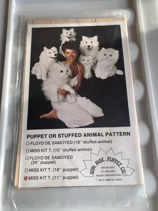 Son Rise Soft Crafts Puppets Animals, Dogs, Cats, Miss Kit T., Size 11", Uncut, Vintage 1981
