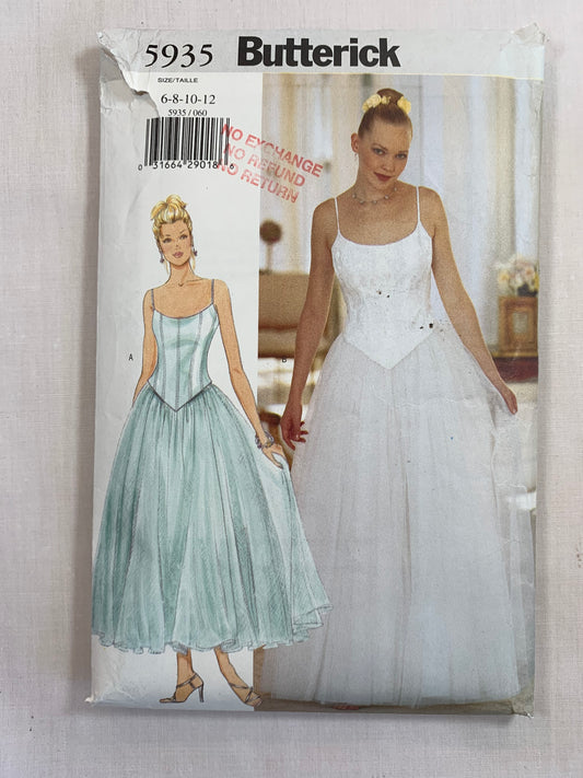 utterick Sewing Pattern 5935 Misses' Top, Lined Skirt, Fitted, Two Lengths, Princess Seams, Zipper Back, Flared, Gathered Waistband, Size 6-12, Uncut, Vintage 1998