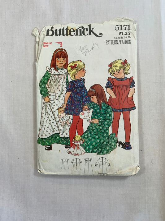 Butterick Sewing Pattern 5171 Toddlers'/Girls' Dress, Pinafore, Two Lengths, Collar, Semi-Fitted, Flared Skirt, Ruffles, Button/Zipper Back, Tie Ends, Size 2, Uncut, Vintage 1976