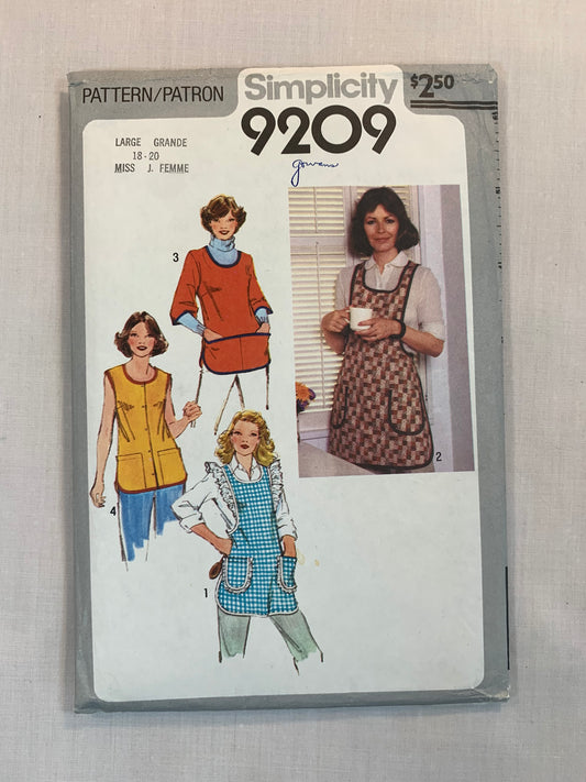 Simplicity Sewing Pattern 9209 Misses' Aprons, Pockets, Tie Ends, Button Back/Front, Over The Head, One Size, Uncut, 2011
