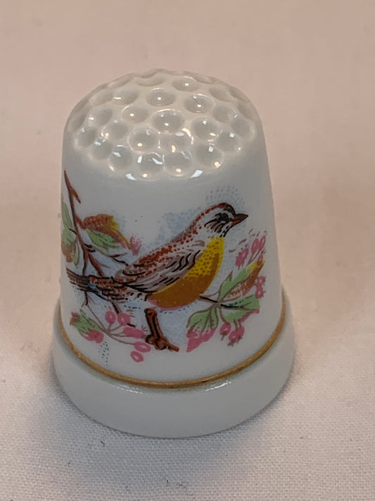 Thimble Souvenir, Gift, Common Yellow Throat Bird, Porcelain, Sewing, Gold Trim