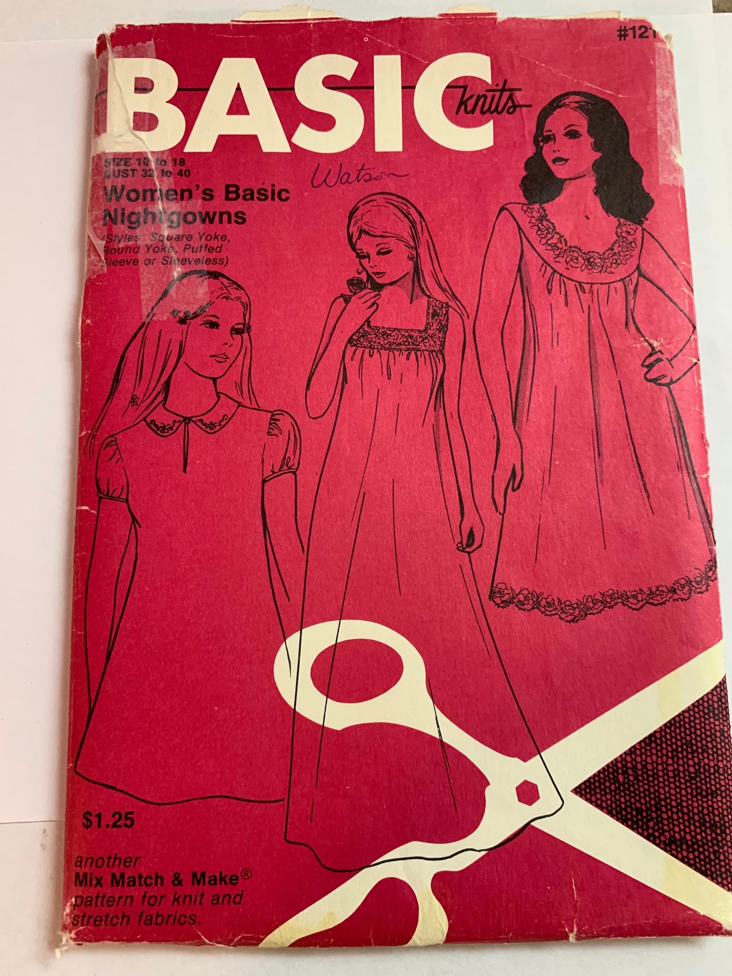 Basic Knits Sewing Pattern 121 Women's Basic Nightgowns 3 Variations, Round Collar, Puffed Short Sleeves, Sleeveless, 3 lengths, Size 10-18, Uncut, Vintage 1971