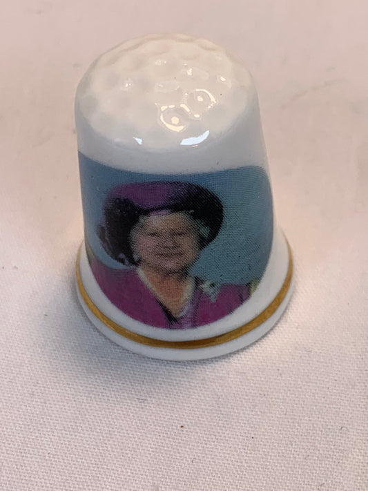 Thimble Souvenir, Gift, Queen Mother, 85th Birthday, Porcelain, Sewing, Gold Trim, Bone China