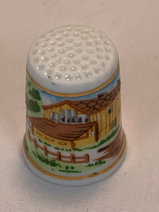 Thimble Souvenir, Gift, Country Scene, Farm House, Porcelain, Sewing, Gold Trim
