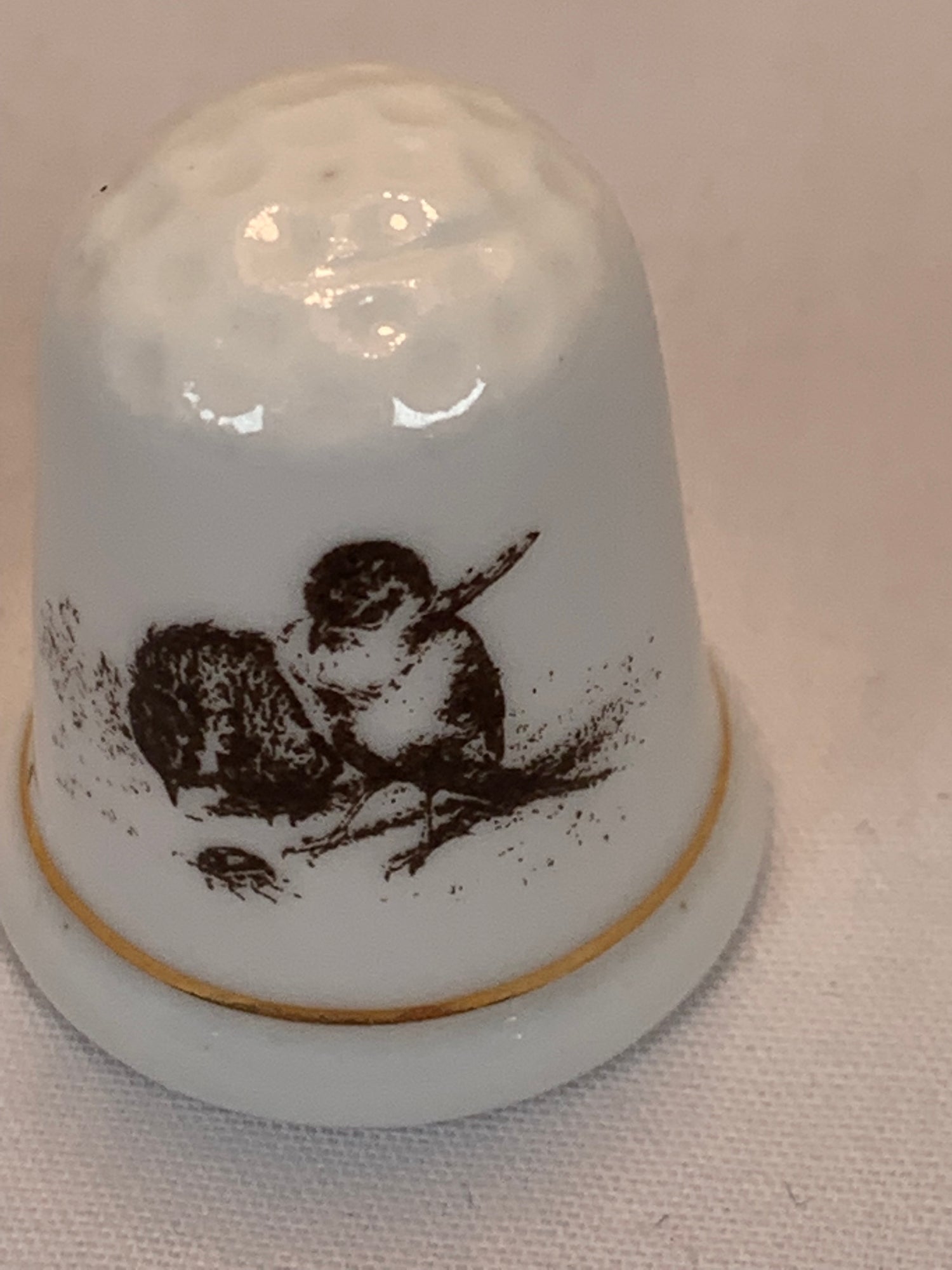 Thimble Souvenir, Gift, Two Baby Birds, Porcelain, Sewing, Gold Trim, Bone China