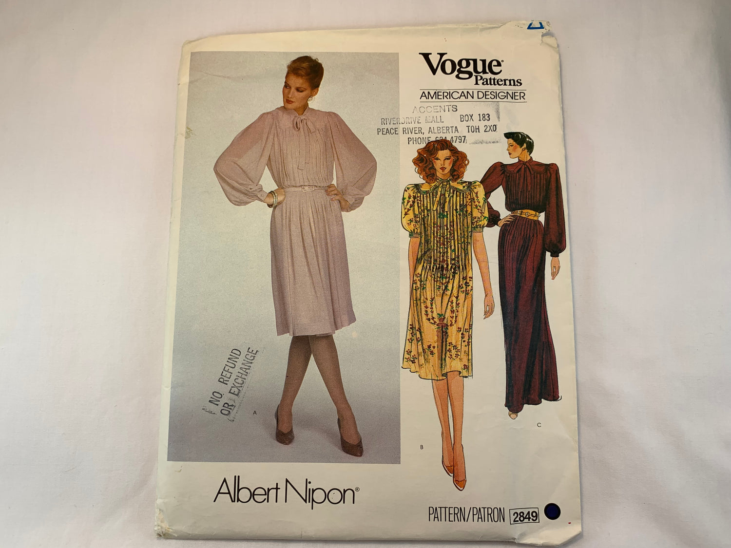 This pattern is complete, with instructions and all pattern pieces.  It is uncut and factory folded. The envelope may show storage and shelf wear with nicks or tears. The pictures are of the exact item you will be receiving.