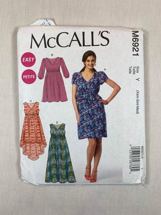 McCall's M6921 Misses'/Miss Petite Dresses, Size 4-14, Uncut, 2014