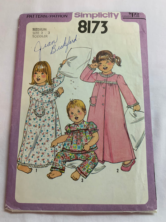 Simplicity Sewing Pattern 8173 Toddlers' Girls' Pajamas, Top, Pants, Robes, Long/Short Sleeves, Button Front. Pockets, Size 2-3, Cut, Vintage 1977