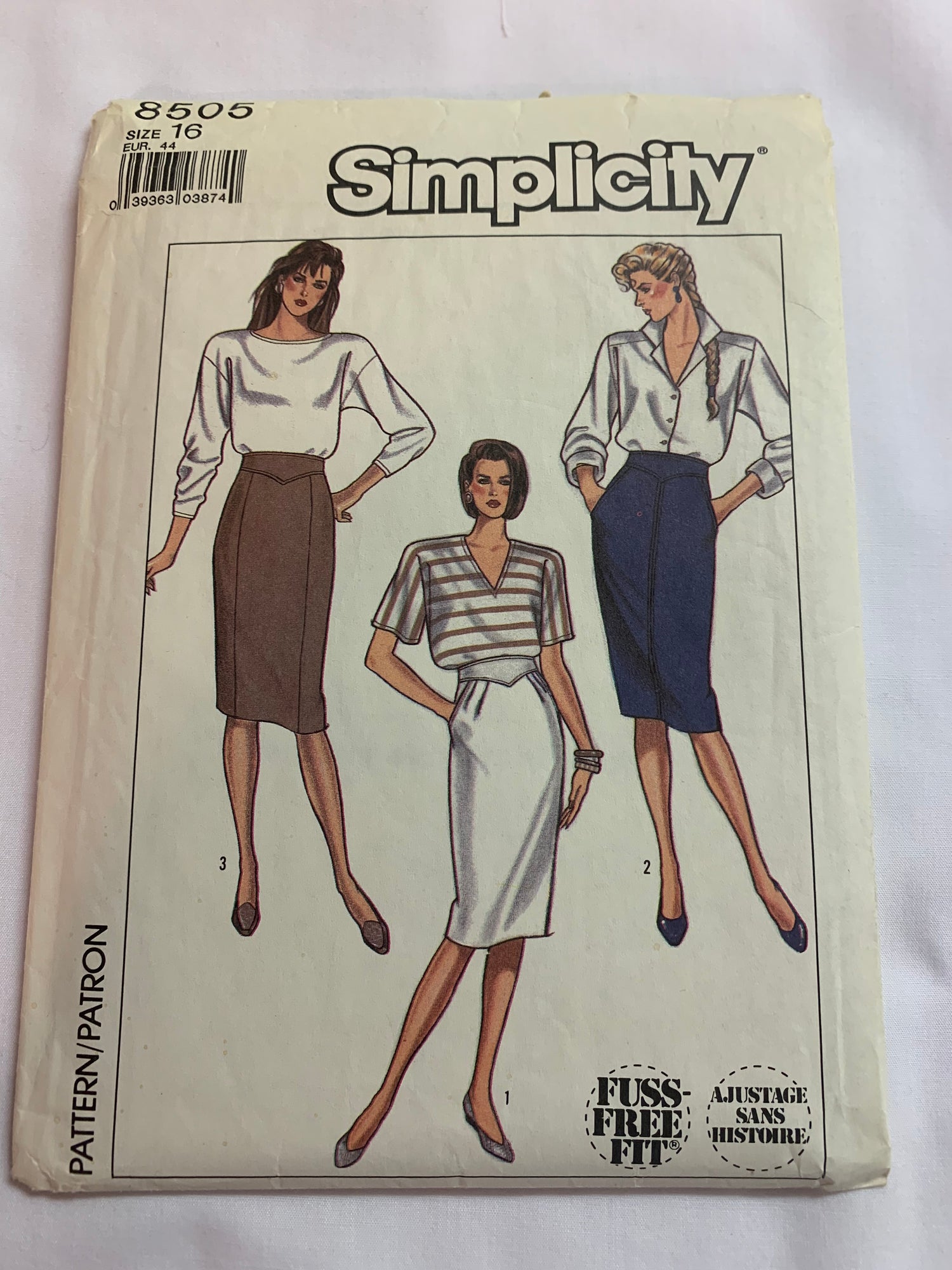 Simplicity Sewing Pattern 8505 Misses' Skirts, Zipper Back, Pleats, Pockets, Back Slit, Size 16, Cut, Vintage 1988