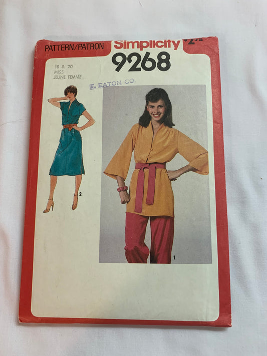 Simplicity Sewing Pattern 92680 Misses' Dress, Tunic, Pullover, Side Slits, Long/Short Sleeves, Button Front, Size 18-20, Cut, Vintage 1979