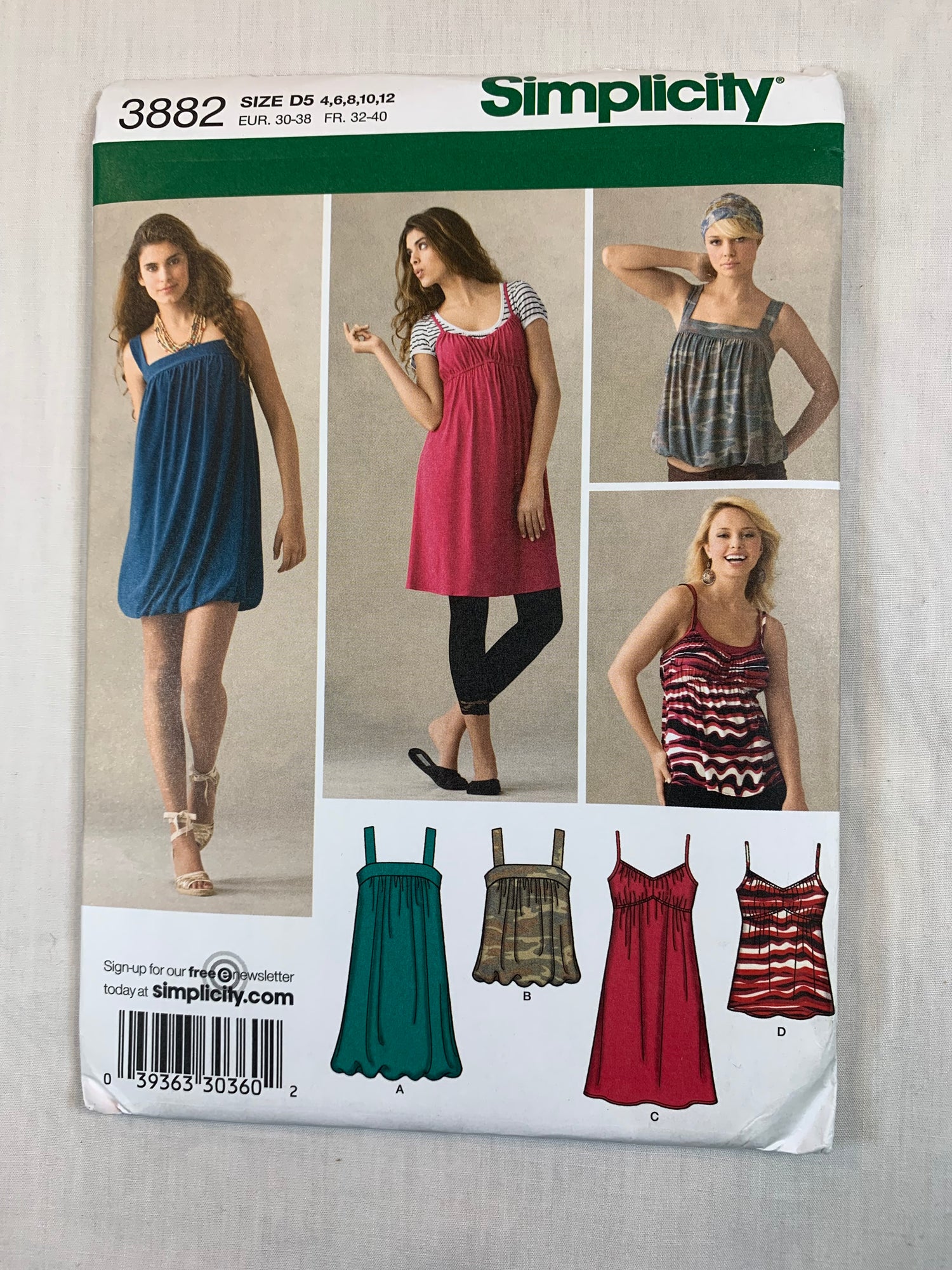 Simplicity Sewing Pattern 3882 Misses' Knit Dresses, Top, Sleeveless, Shoulder Straps, Size 4-12, Uncut, 2007