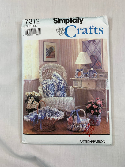Simplicity Sewing Pattern 7312 Crafts, Pillow, Tissue Box, Frames, Baskets, Bulletin Boards, Uncut, Vintage 1991