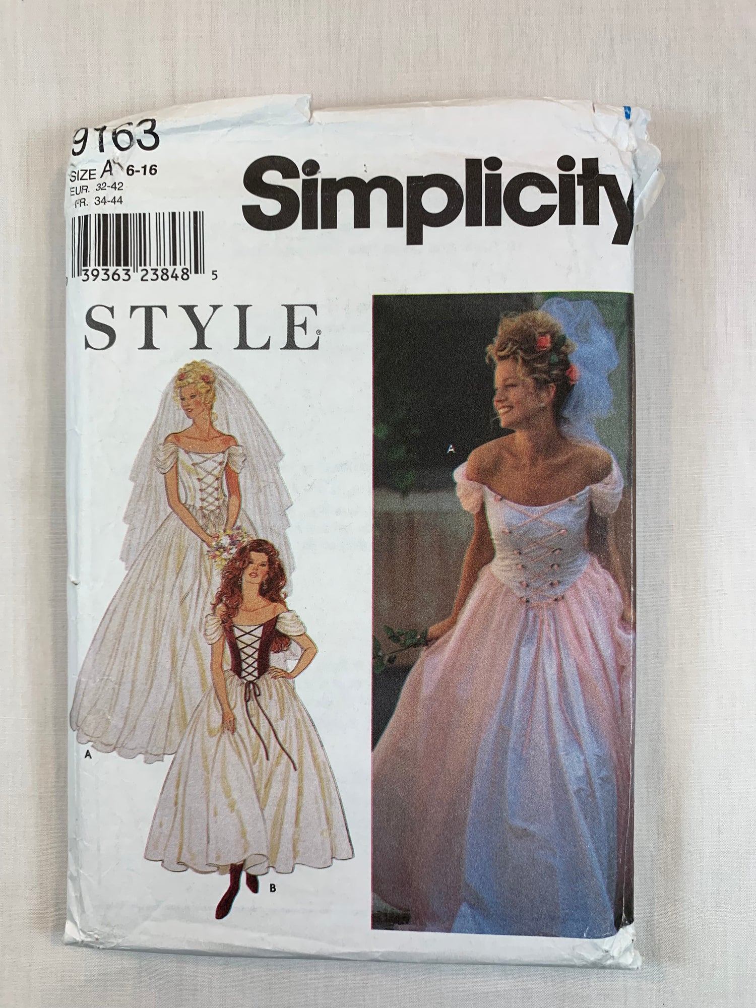 Simplicity 9163 Misses' Wedding Dress, Bridesmaid Dress, Size 8, Cut, Vintage 1973