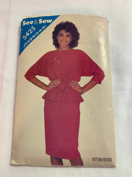Butterick Sewing Pattern 5425 Misses' Dress, Belt, Long Sleeves, Pullover, Elastic Waist, Size 8-14, Cut, Vintage 1985