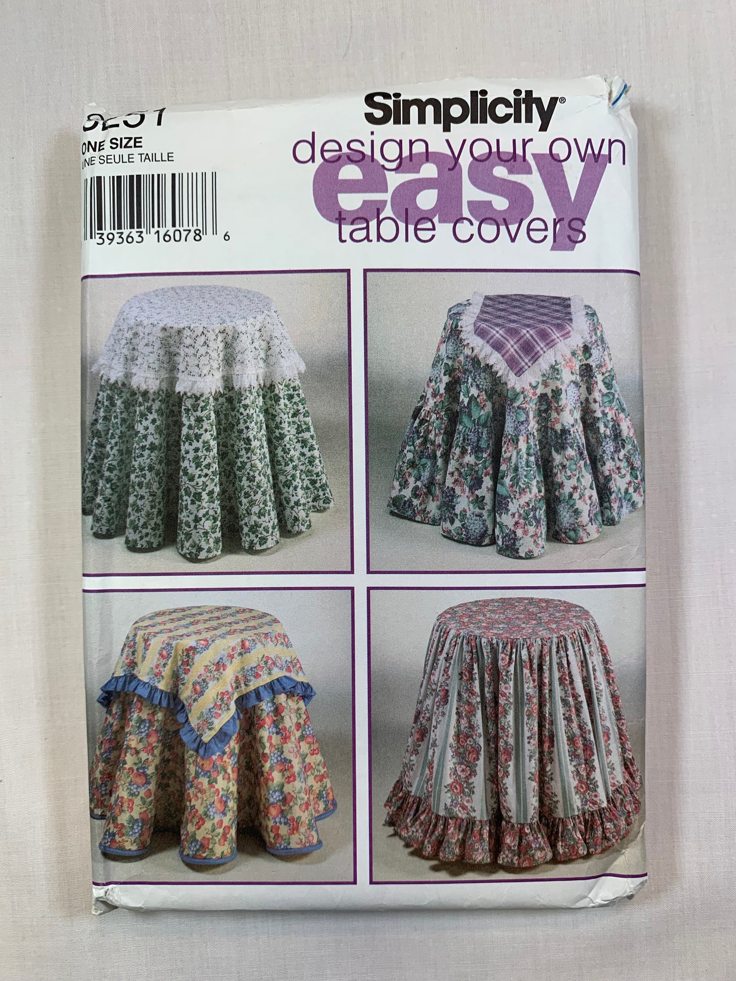 Simplicity 9251 Home Decor Table Covers, Uncut, Vintage 1994