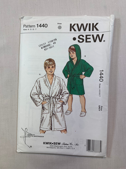 KWIK 1440 Boys' Bath Robes, Size 4-7, Cut, Vintage 1985