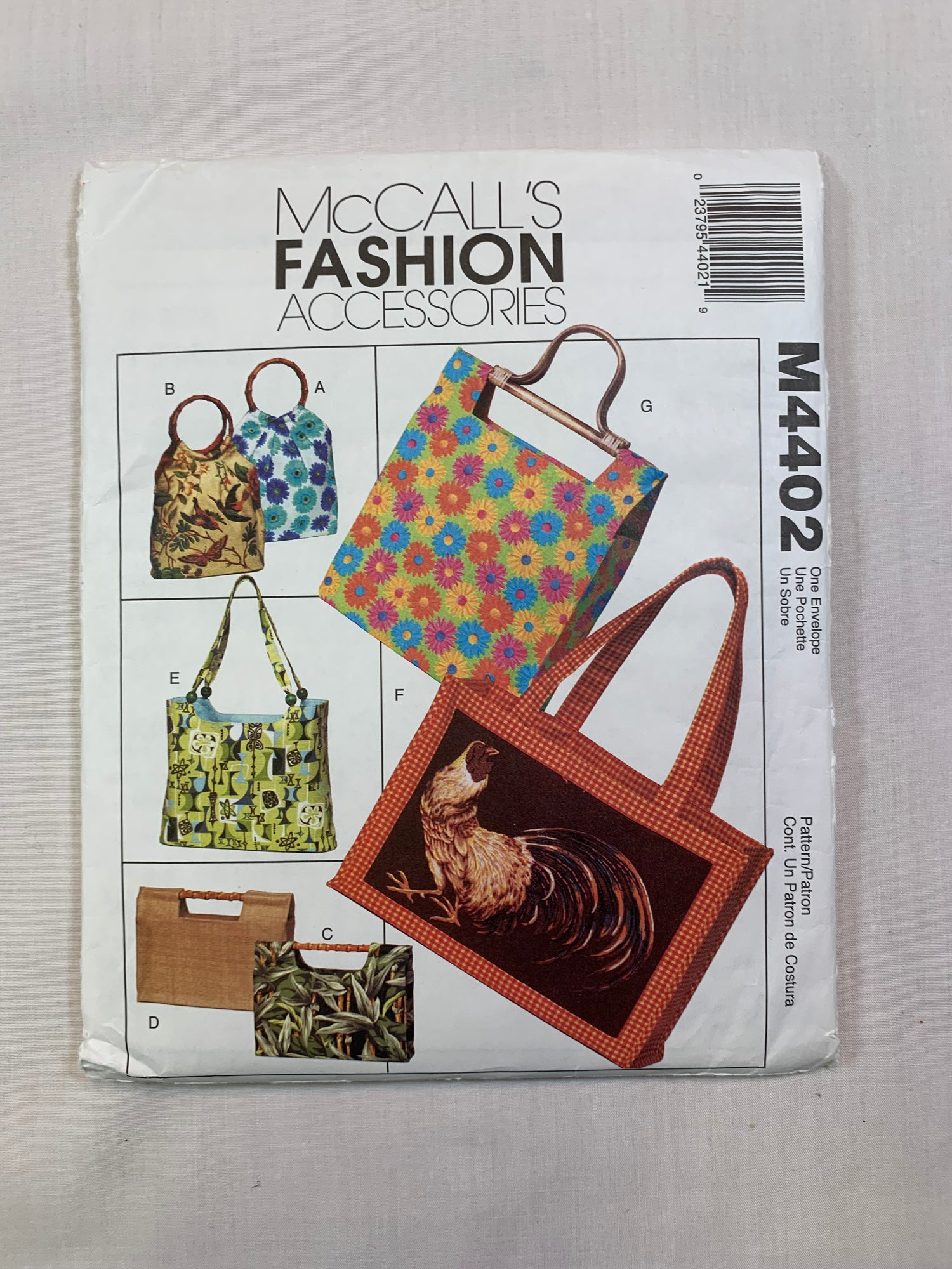 McCall's M4402 Handbags, Totes, Uncut, 2004