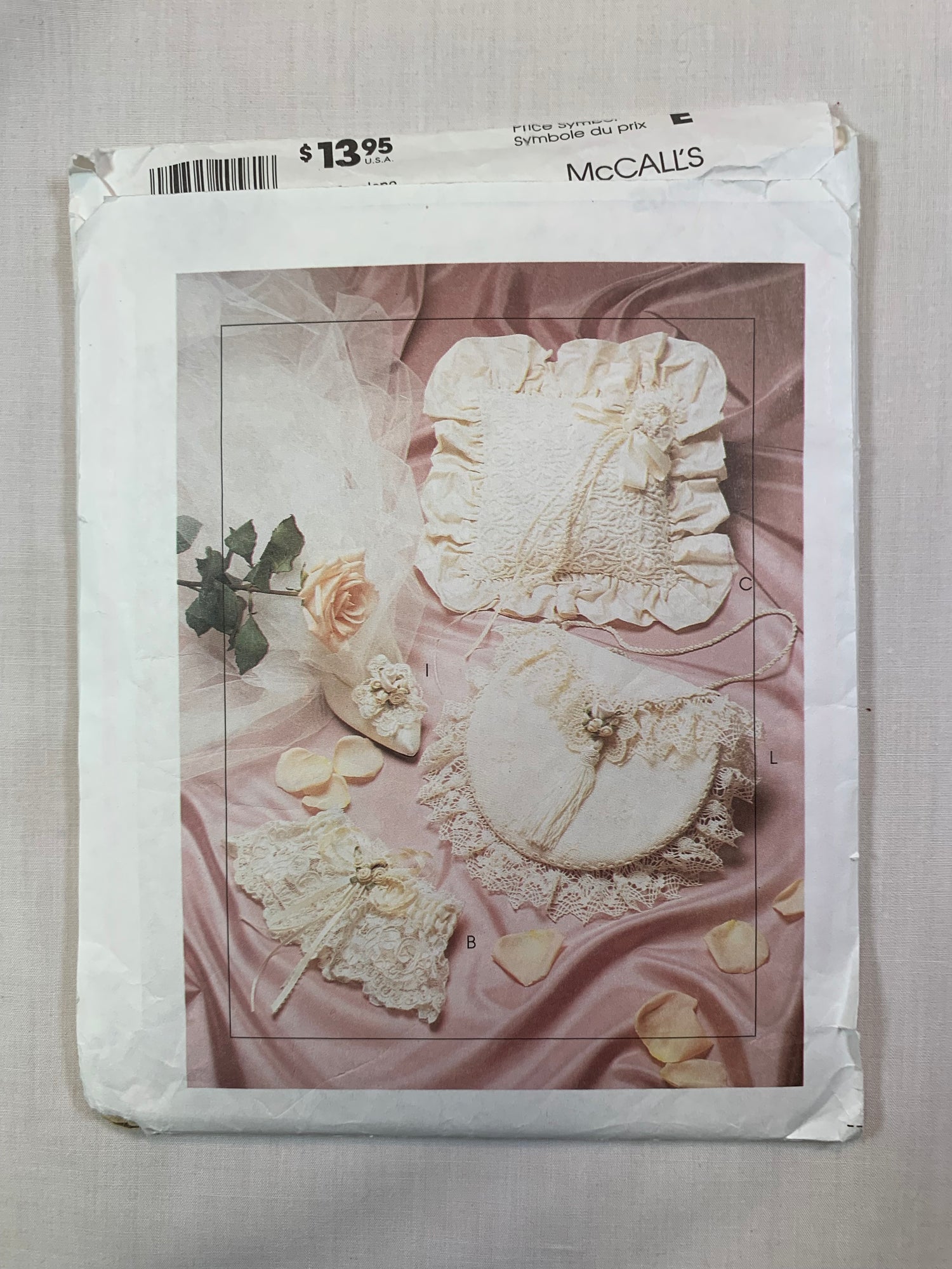 McCall's 2058 Crafts Bridal Accessories, Pillow, Flower Girl, Bouquet, Gloves, Clips, Purse, Gautlet, Shoe Clips, Cut, Vintage 1994