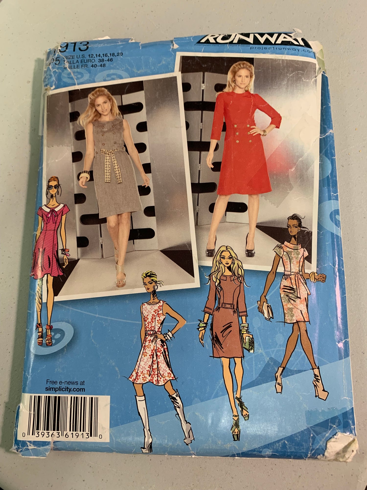Simplicity Sewing Pattern 1913 Project Runway Misses'/Miss Petite Dress, Two Lengths, Sleeve Variations, Size 12-20, Uncut, 2013
