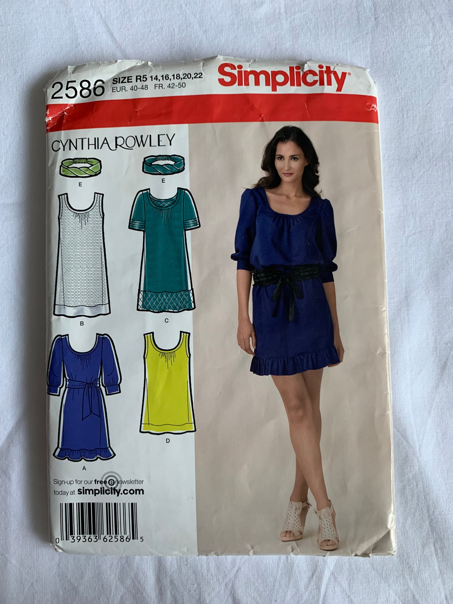 Simplicity Cynthia Rowley Sewing Pattern 2586 Misses' Dress, Long/Short Sleeves, Two Lengths, Belt, Sleeveless, Size 14-16, Cut, 2010