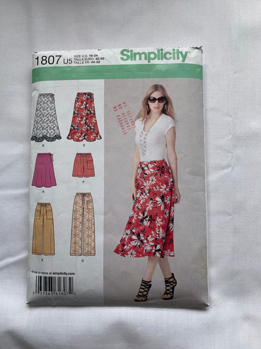 Simplicity Sewing Pattern 1807 Misses' Skirt, Pants Shorts, Pull-On, Elastic Waist, Side Slit, Two Lengths, Pockets, Flared, Size 16-22, Cut, 2000