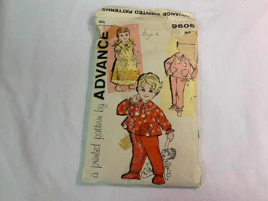 Vintage Advance Sewing Pattern 9606, Childs Pajamas, Pants with Feet, Tops, Long/Short Sleeves, Pockets, Nightgown, Collar, Size 6, Cut, Vintage 1960