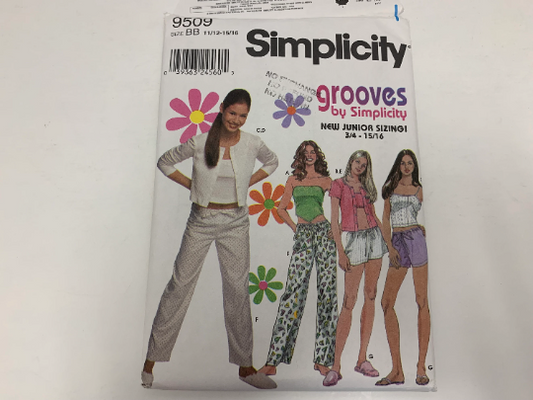 Simplicity Grooves Sewing Pattern 9509 Misses'/Juniors' Loungewear, Pants, Shorts, Knit Tops, Cardigan, Sleeveless, Straps, Size 11-16, Cut, 2000