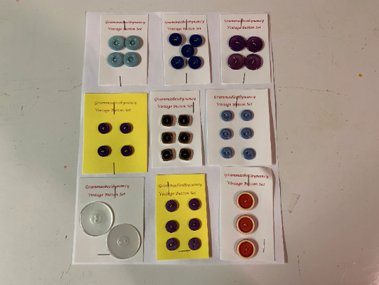 Vintage 9 Cards of Buttons, Green, Blue, Purple, Clear, Red, , (Envelope #4)