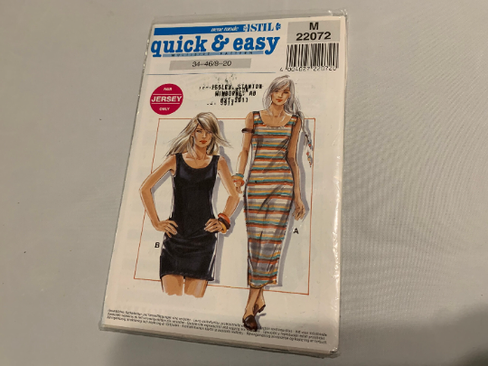 Neue Mode Stil Sewing Pattern 22072, Misses' Dress, Semi-Fitted, Pullover, Two Lengths, Sleeveless, Size 8-10, Cut